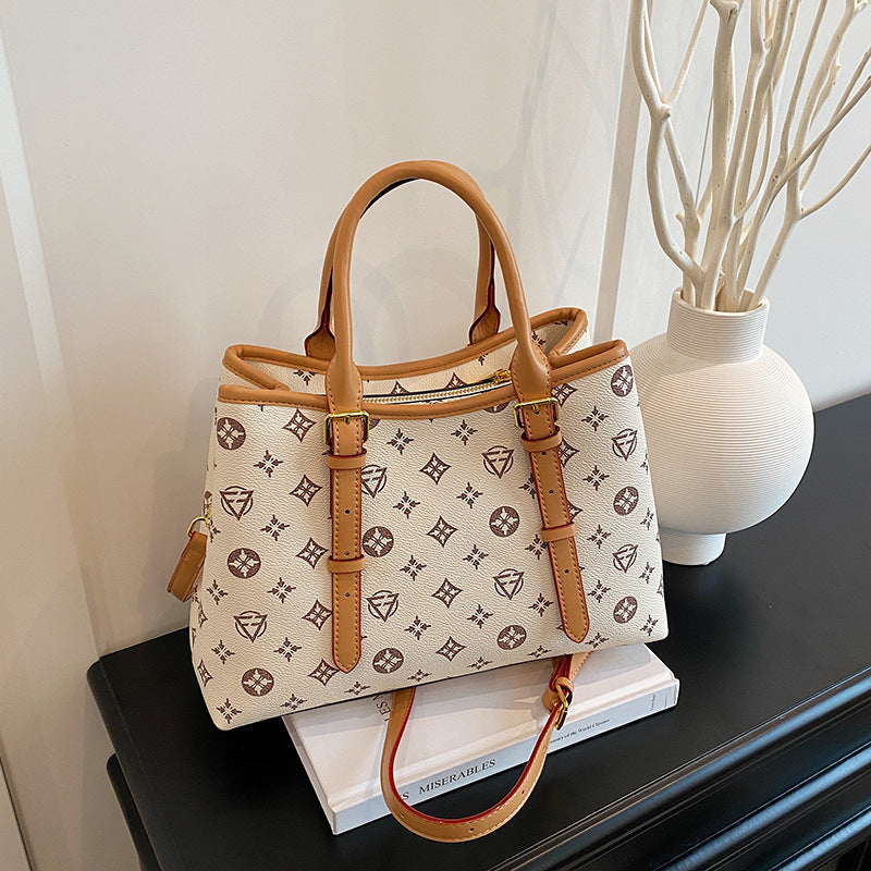 Retro single-shoulder crossbody bag 2025080801