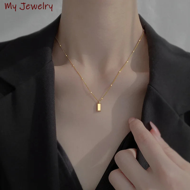 Fashionable cube necklace 2025081104
