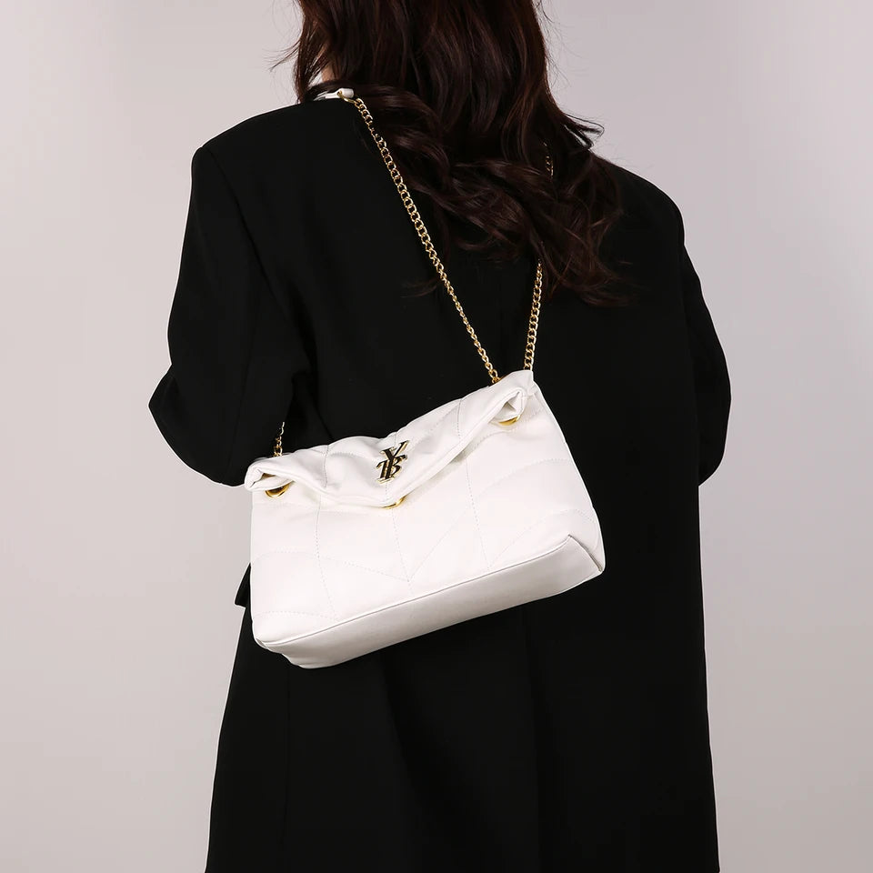 Luxurious diamond crossbody bag 2025073112