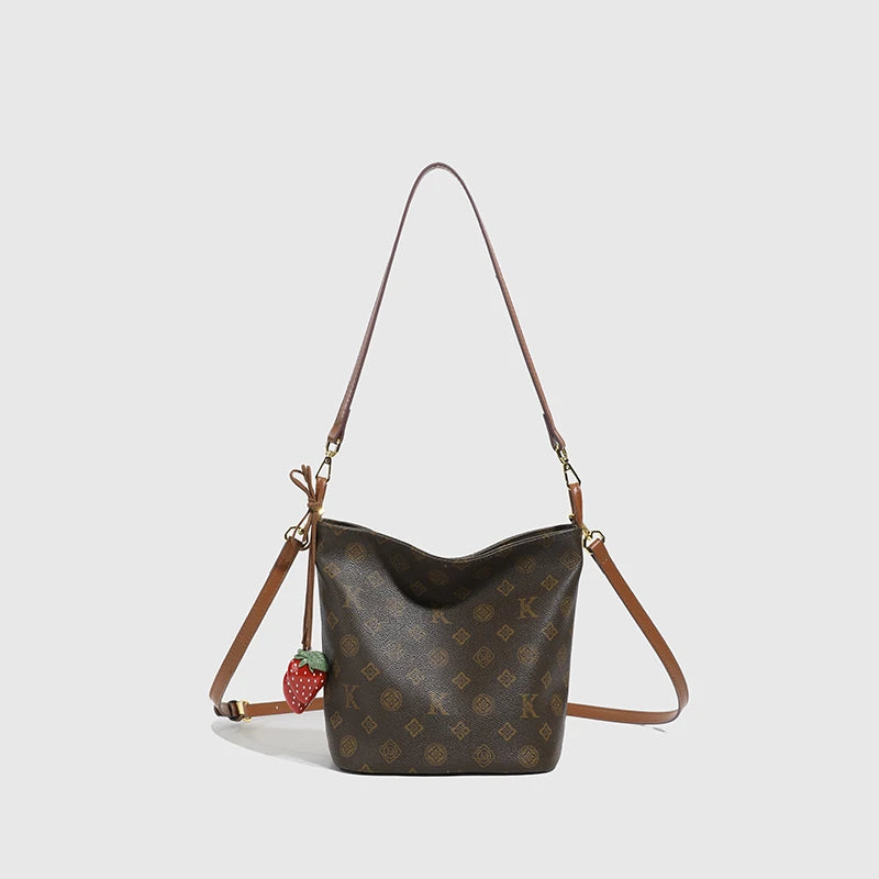 Luxury leather shoulder bag 2025073113