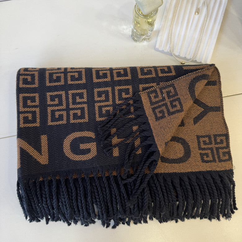 New cashmere scarf—versatile and warm 1025090803