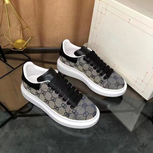 Embroidered white sneakers for couples, canvas shoes with thick soles 1025082501