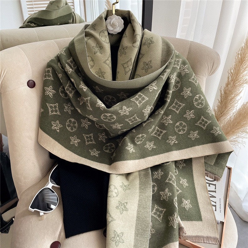 Luxurious and sophisticated cashmere jacquard shawl scarf 1025082206