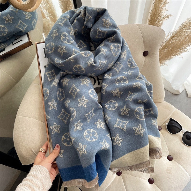 Luxurious and sophisticated cashmere jacquard shawl scarf 1025082206