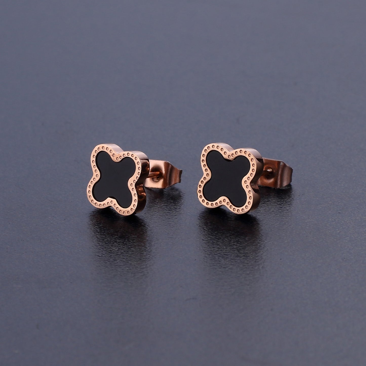 Versatile Fashion Earrings 1025090220