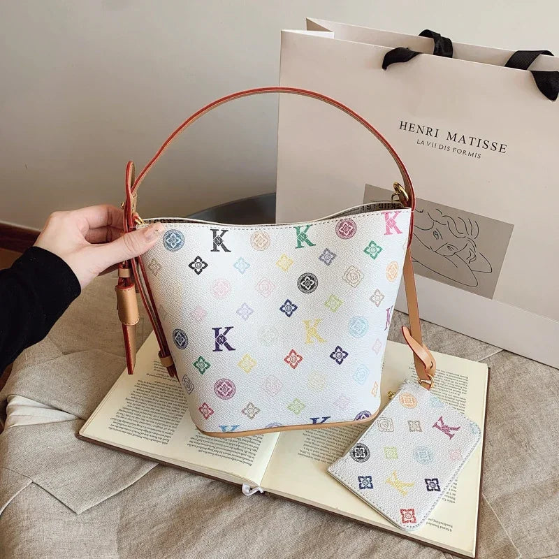 Classic leather women's crossbody bag 2025073123