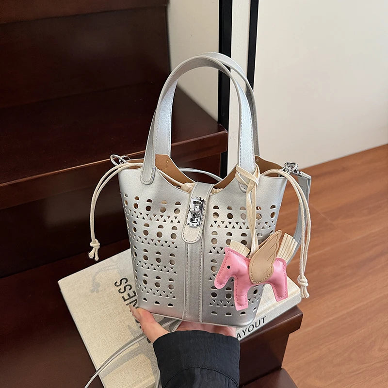 Fashionable bucket buckle bag 2025073005