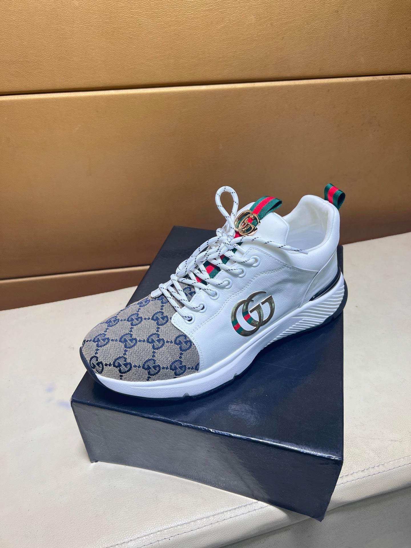 GG fashion men's sports shoes 0725072401