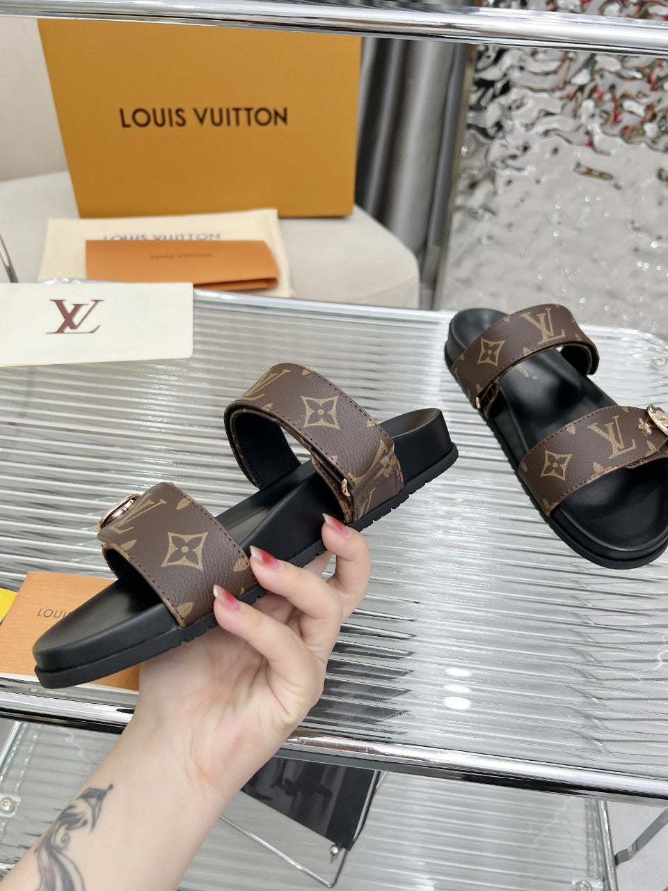 Lvv25ss new slippers 07250721003